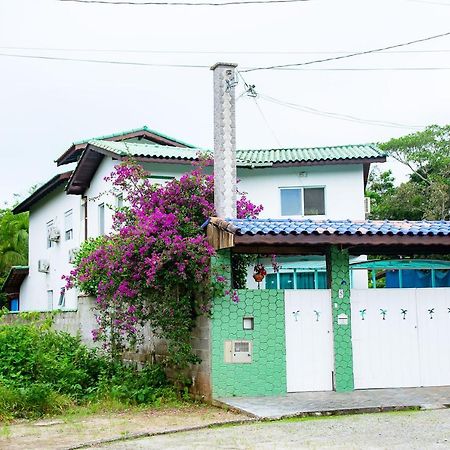 Linda Casa Com Lazer A 500M Da Praia Guaratuba Sp Bertioga Luaran gambar